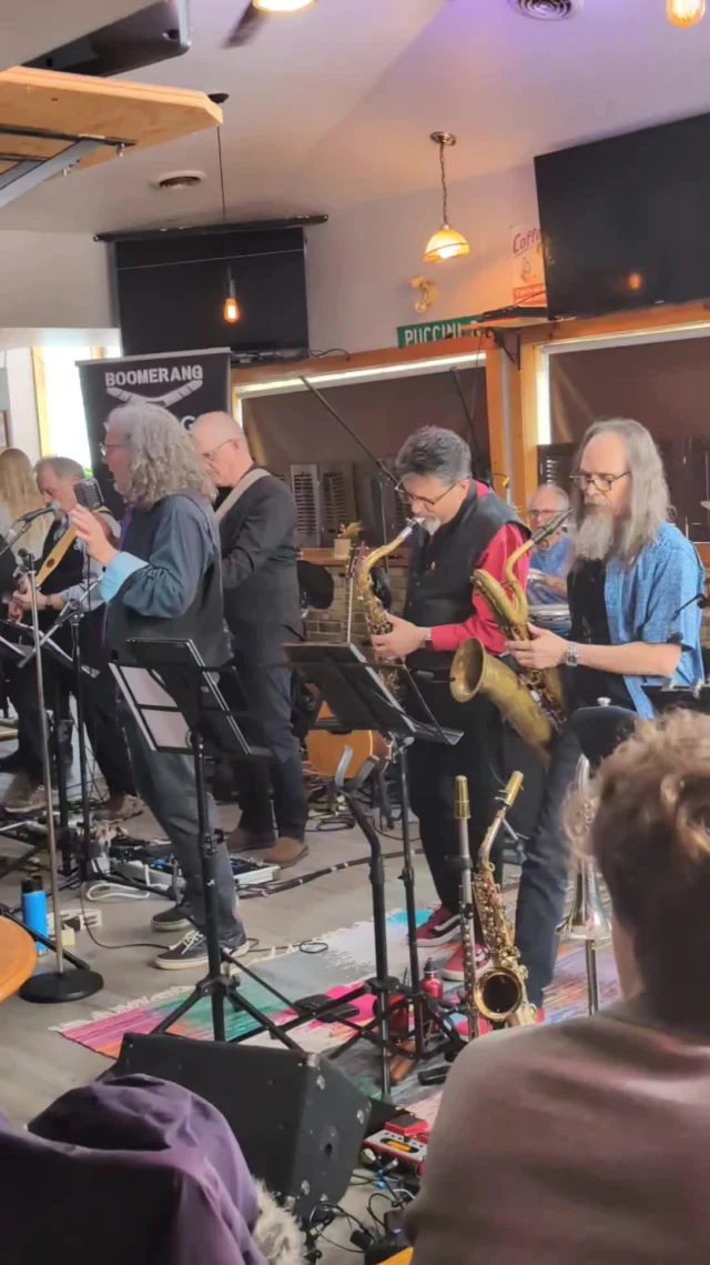 Boomerang Soul Band on for their second set at the The Beacon Restaurant . All has been revealed. Check our website and socials tomorrow for the full lineup.
 #liuna183 #stonebridgetowncentre #bluesinthebeach