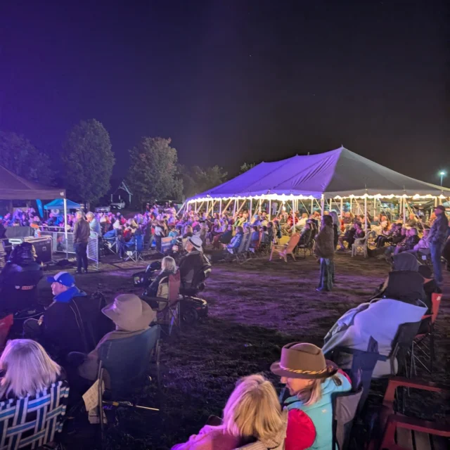 Good night Wasaga Beach! See you tomorrow.😎
#bluesinthebeach
#stonebridgewasagabeachblues
#stonebridgetowncentre
#cdnheritage
#experiencesimcoecounty
